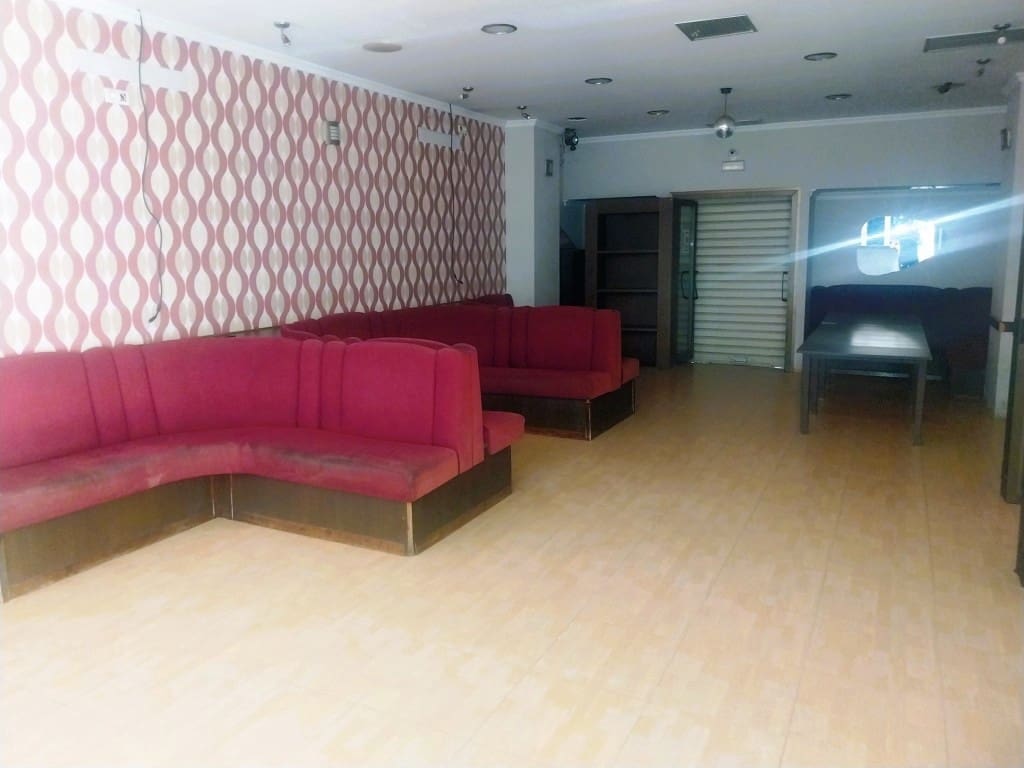 Restaurant/Bar for sale in Fuengirola - € 19,950 (Ref: 9487162)