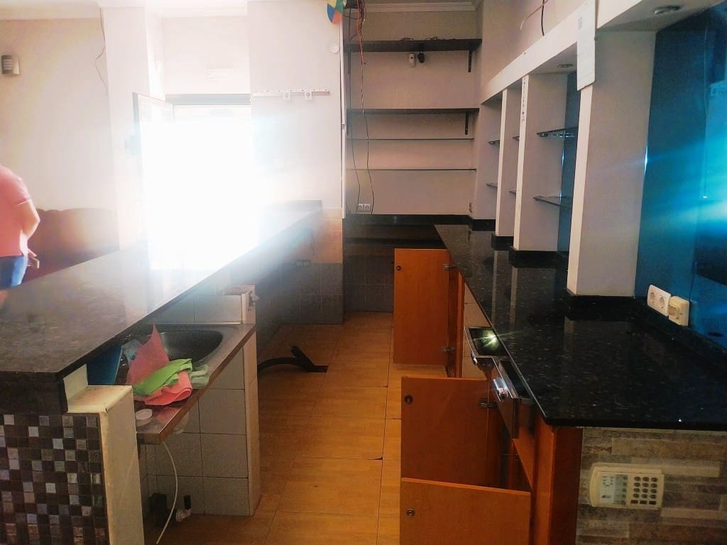 Restaurant/Bar for sale in Fuengirola - € 19,950 (Ref: 9487162)