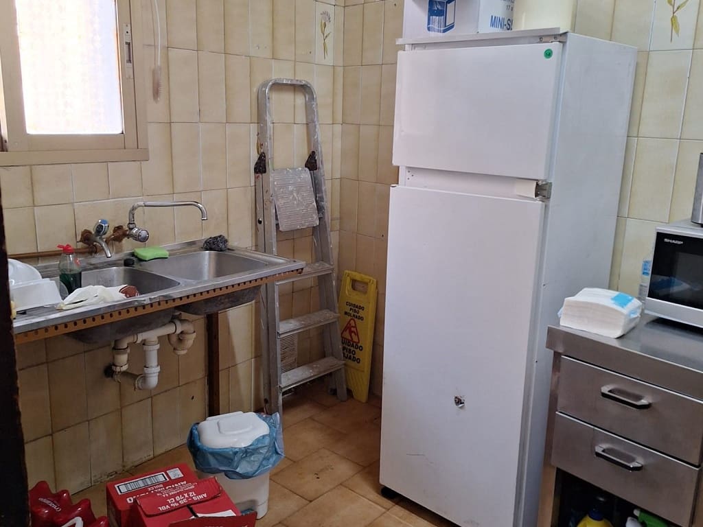 Restaurant/Bar for sale in Fuengirola - € 19,950 (Ref: 9487175)