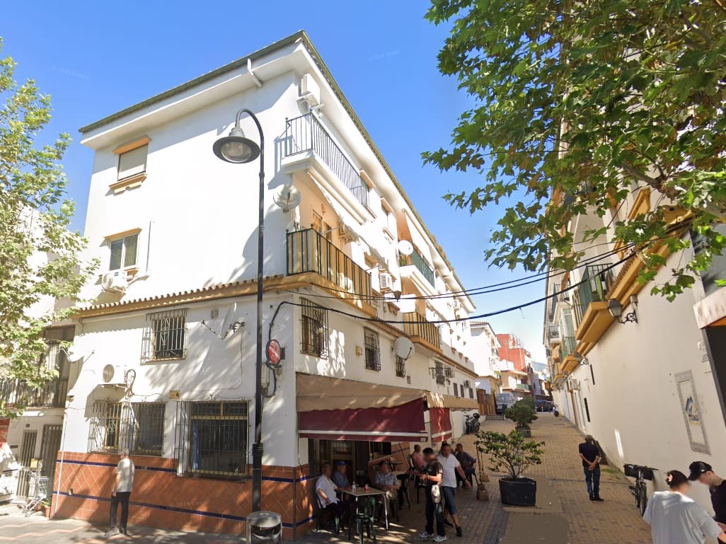 Restaurant/Bar for sale in Fuengirola - € 19,950 (Ref: 9487175)
