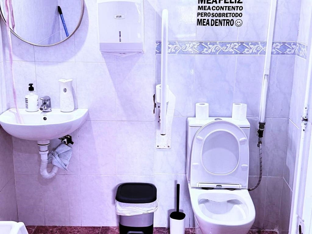 Restaurant/Bar for sale in Fuengirola - € 23,950 (Ref: 9487176)