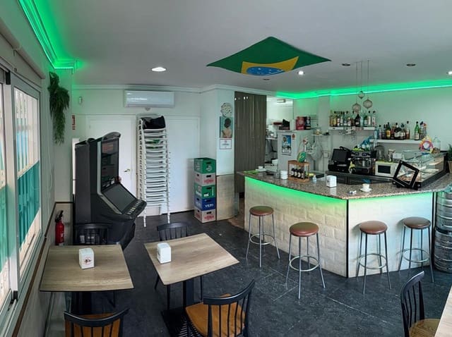 Restaurant/Bar for sale in Fuengirola - € 23,950 (Ref: 9487176)