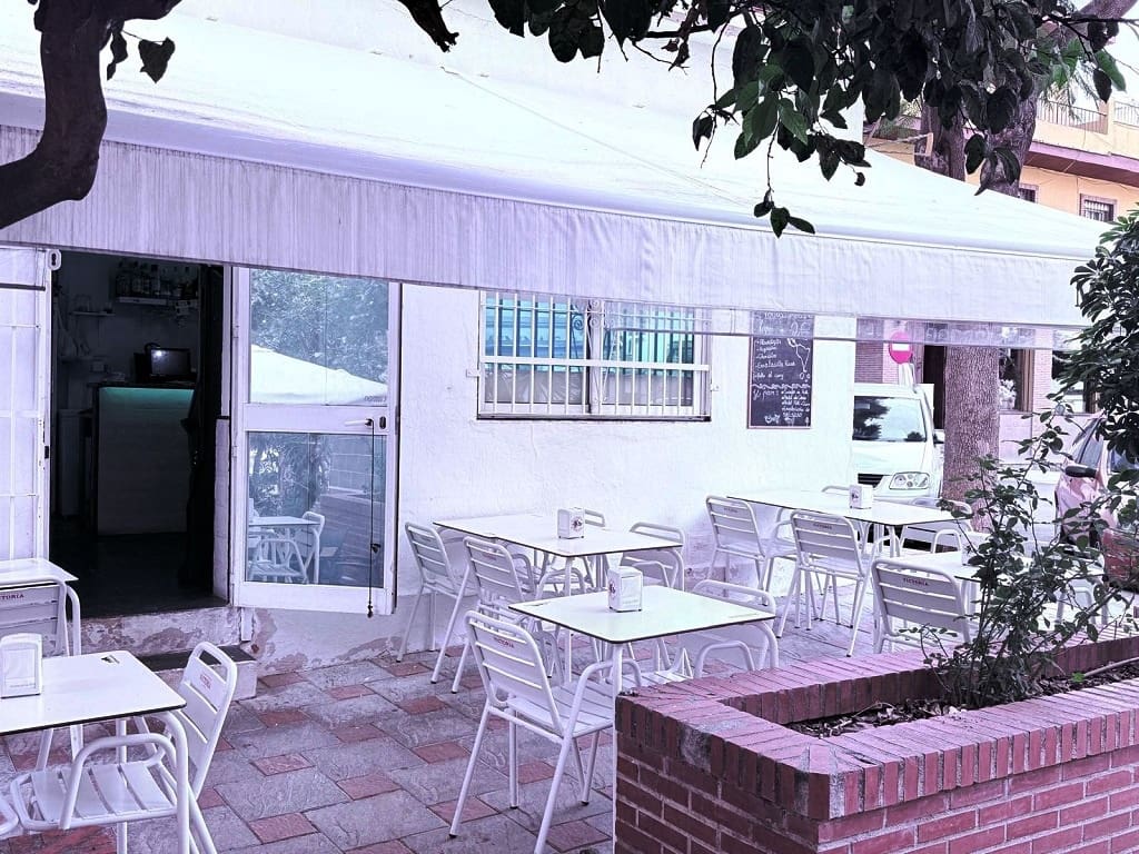 Restaurant/Bar for sale in Fuengirola - € 23,950 (Ref: 9487176)