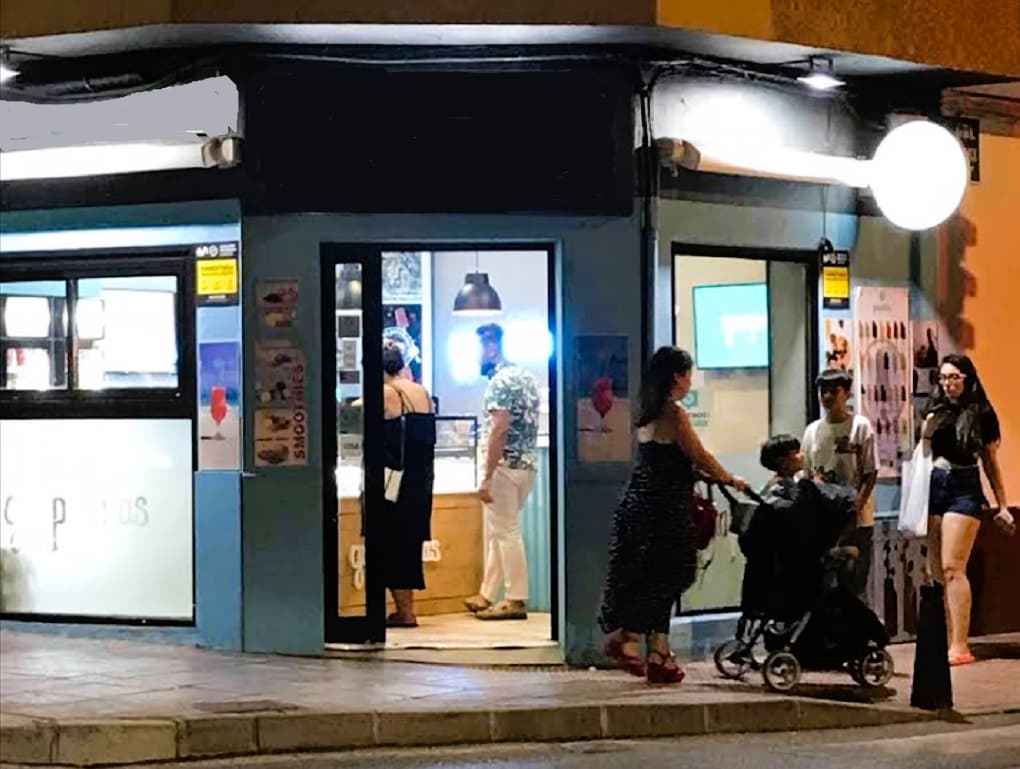 Restaurant/Bar for sale in Fuengirola - € 27,950 (Ref: 9487178)