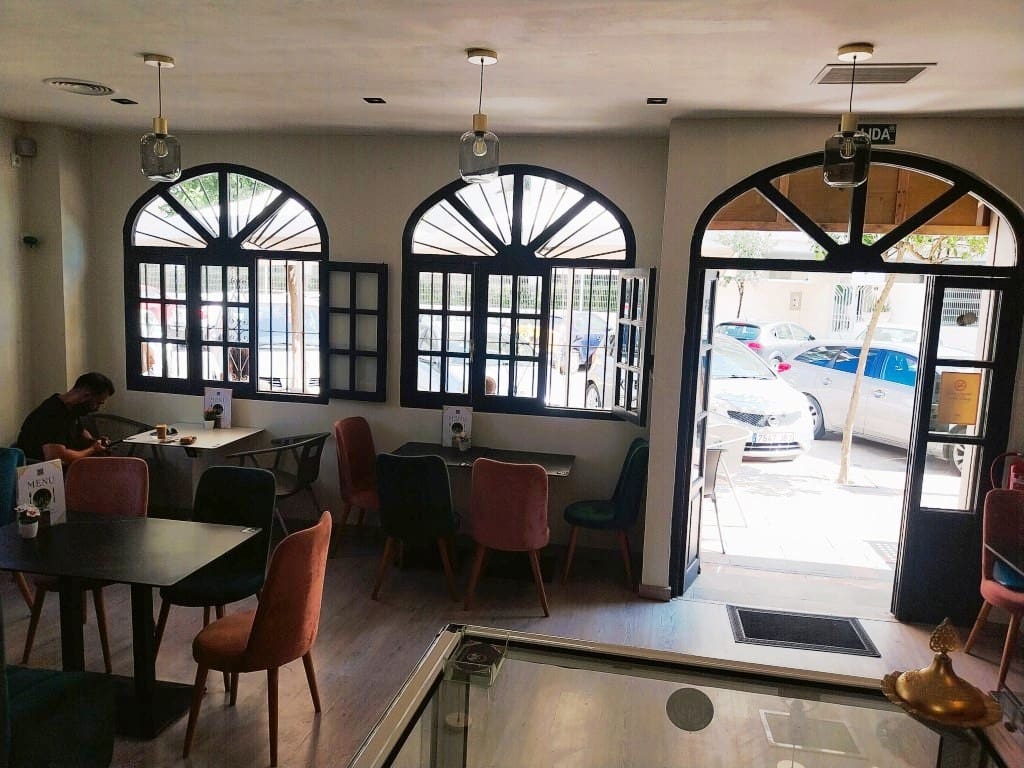 Restaurant/Bar for sale in Fuengirola - € 29,950 (Ref: 9487179)