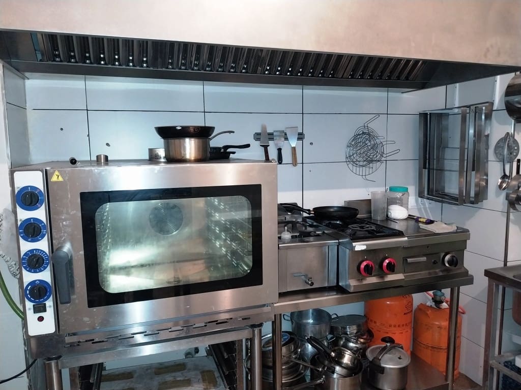 Restaurant/Bar for sale in Fuengirola - € 29,950 (Ref: 9487179)