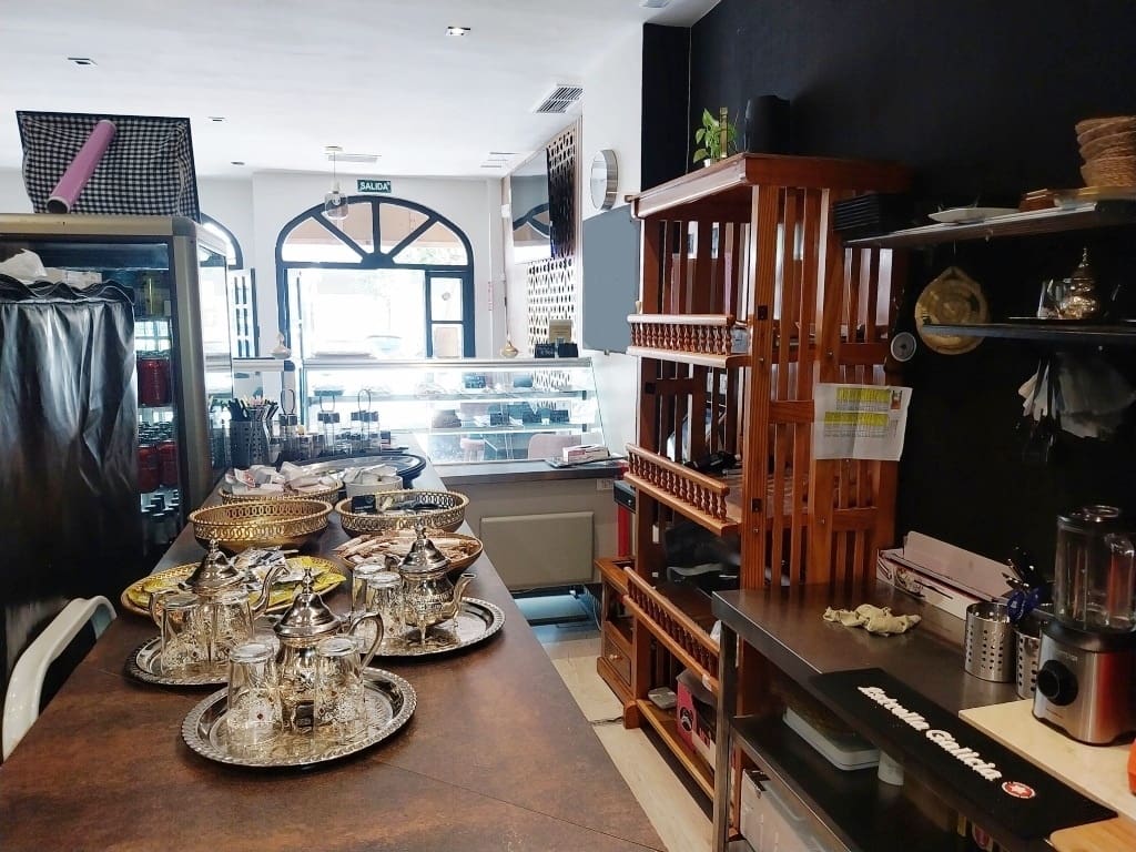 Restaurant/Bar for sale in Fuengirola - € 29,950 (Ref: 9487179)