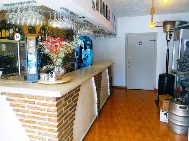 Restaurant/Bar for sale in Fuengirola - € 34,950 (Ref: 9487180)