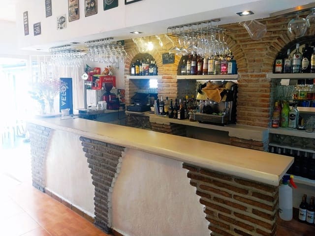 Restaurant/Bar for sale in Fuengirola - € 34,950 (Ref: 9487180)