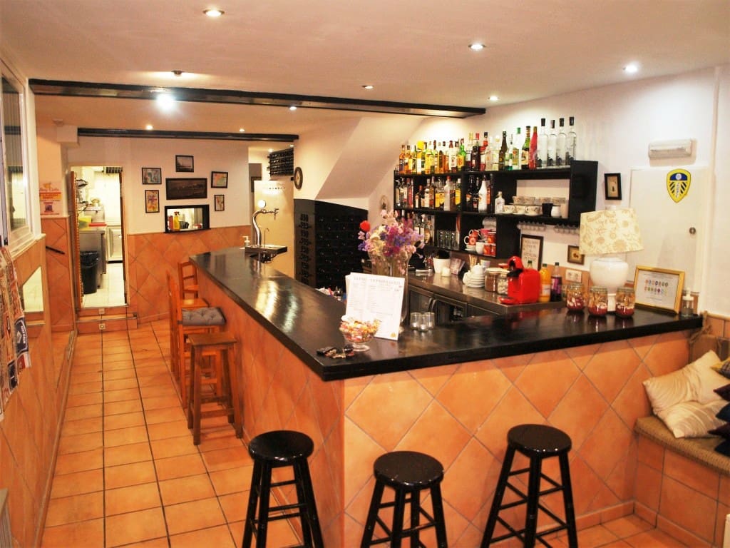 Restaurant/Bar for sale in Fuengirola - € 34,950 (Ref: 9487182)