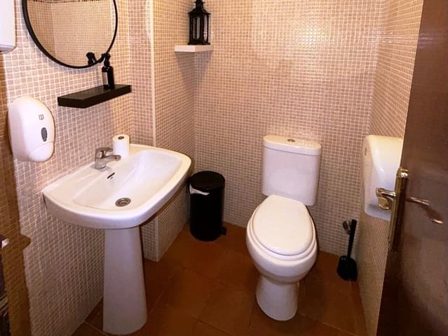 Restaurant/Bar til salgs i Fuengirola - € 74 950 (Ref: 9487183)