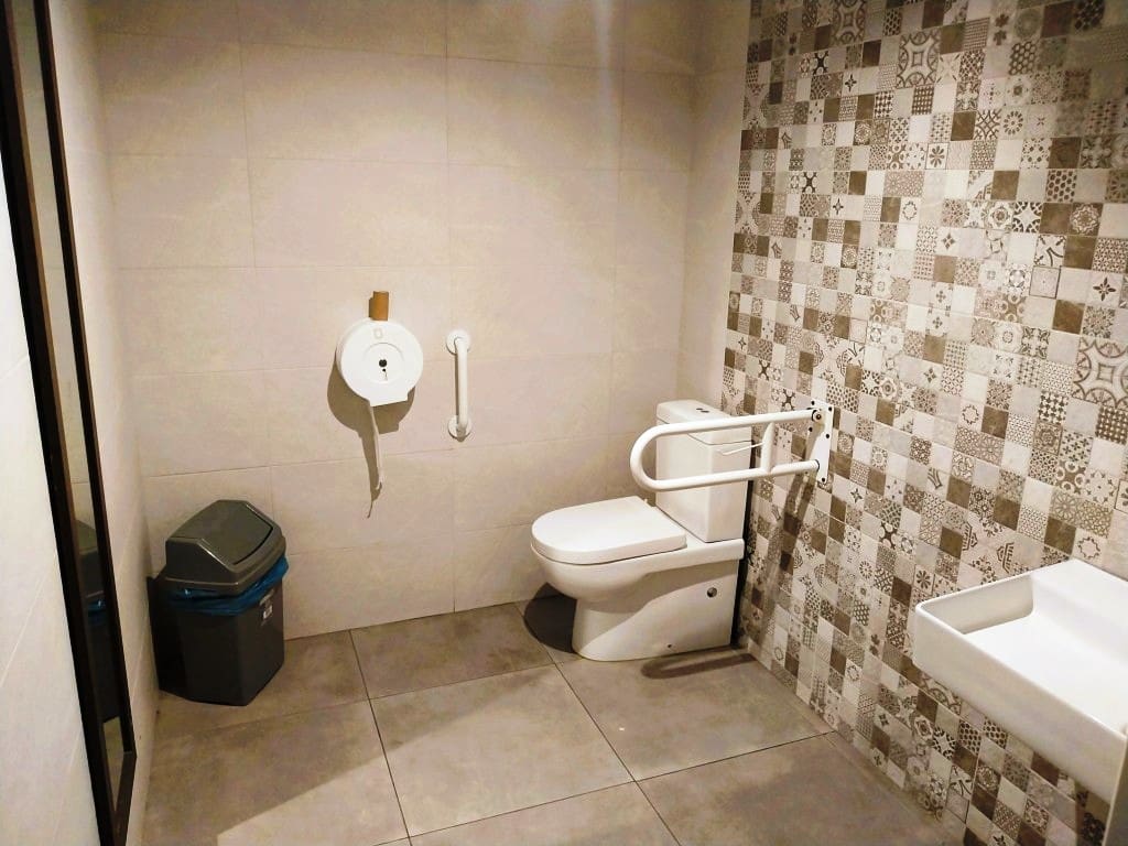 Restaurant/Bar for sale in Fuengirola - € 39,950 (Ref: 9487185)