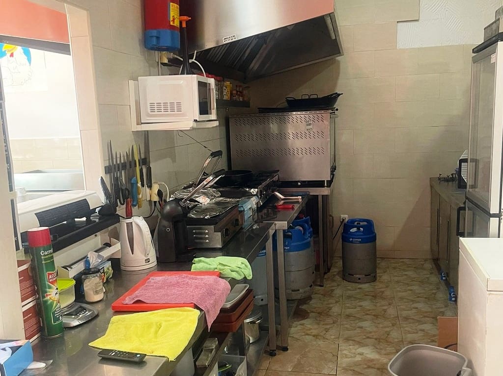 Restaurant/Bar for sale in Arroyo de la Miel - € 27,950 (Ref: 9488886)