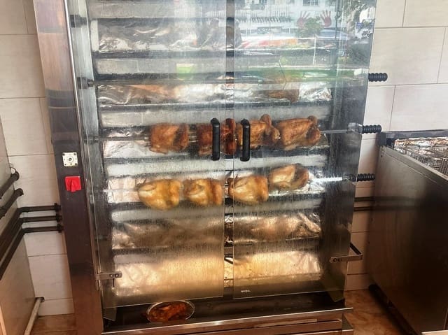 Restaurant/Bar for sale in Arroyo de la Miel, Benalmádena - € 27,950 (Ref: 9488886)