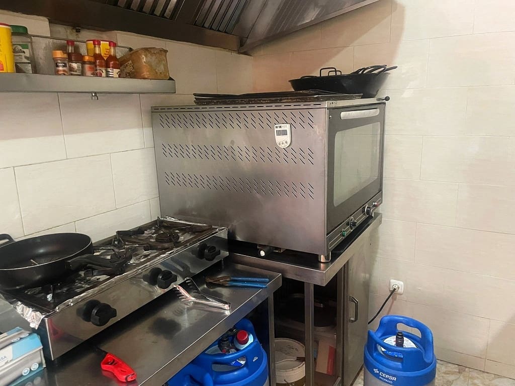 Restaurant/Bar for sale in Arroyo de la Miel - € 27,950 (Ref: 9488886)