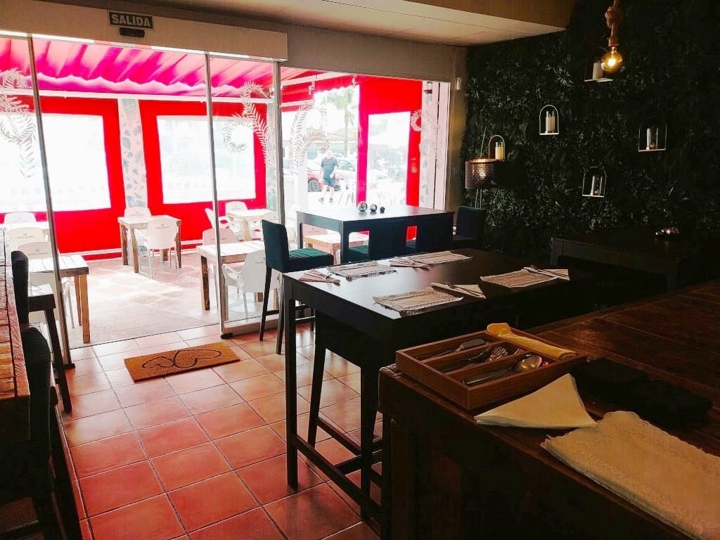 Restaurant/bar te koop in Benalmadena - € 29.950 (Ref: 9488935)