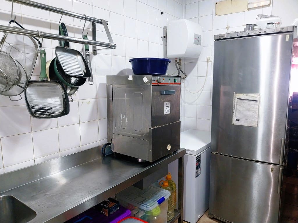 Restaurant/bar te koop in Benalmadena - € 29.950 (Ref: 9488935)