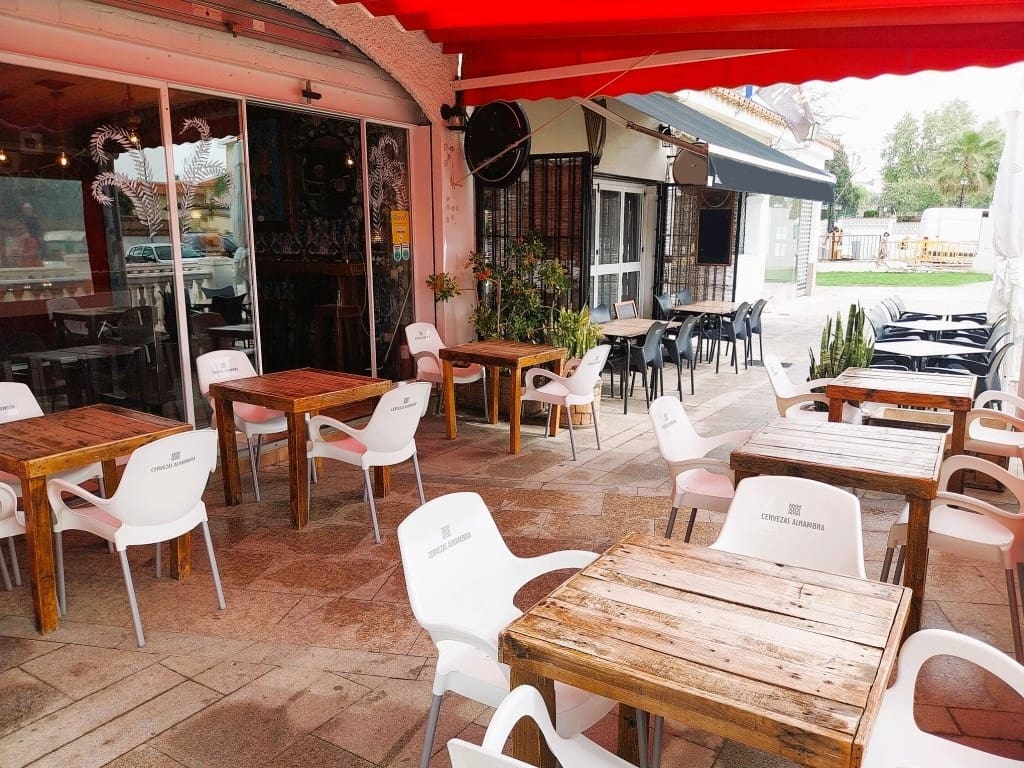 Restaurant/bar te koop in Benalmadena - € 29.950 (Ref: 9488935)