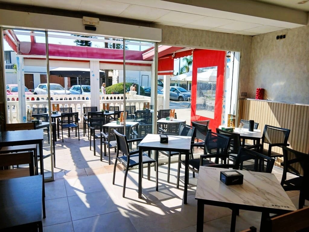 Restauracja lub bar na sprzedaż w Benalmadena - 57 950 € (Ref: 9488935)