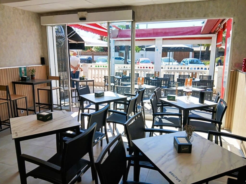 Restauracja lub bar na sprzedaż w Benalmadena - 57 950 € (Ref: 9488935)