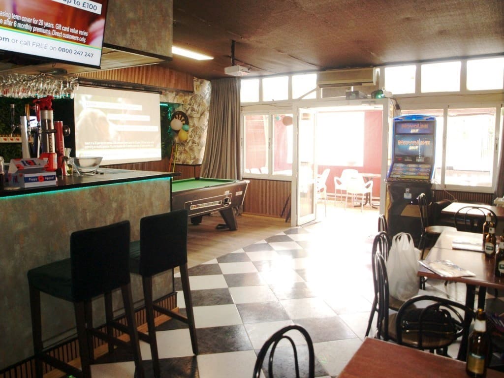 Restaurant/Bar for sale in Benalmadena - € 34,950 (Ref: 9489693)