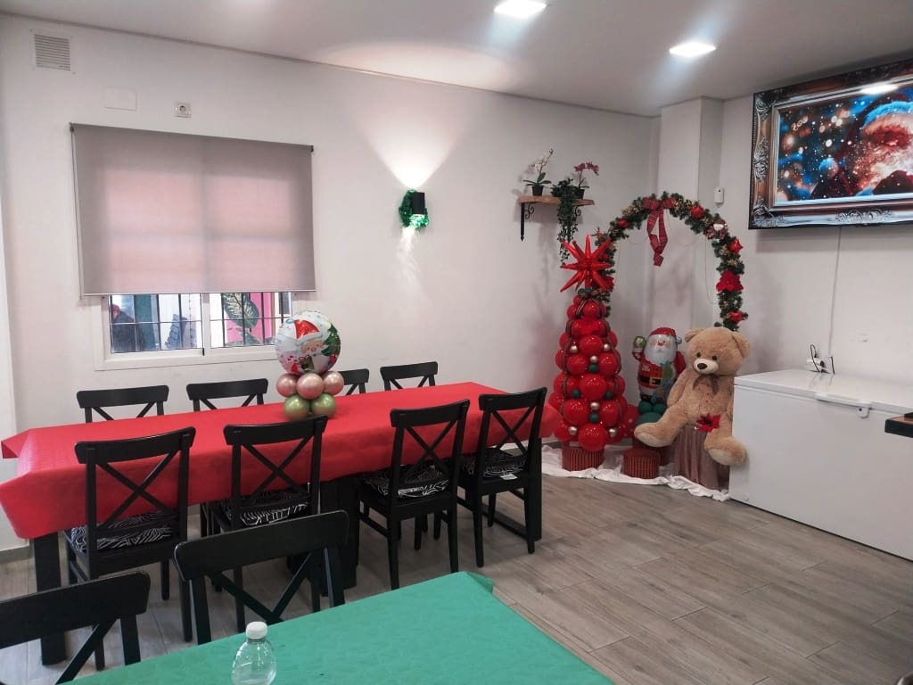 Restaurant/Bar til salgs i Benalmadena - € 34 950 (Ref: 9489745)