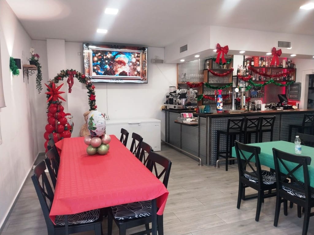 Restaurant/Bar til salgs i Benalmadena - € 34 950 (Ref: 9489745)