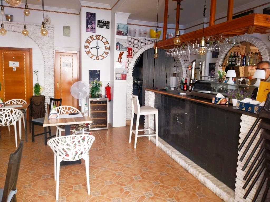Restaurant/Bar til salgs i Arroyo de la Miel - € 34 950 (Ref: 9489746)