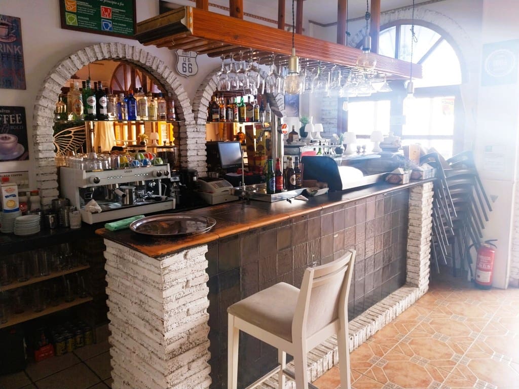 Restaurant/Bar til salgs i Arroyo de la Miel - € 34 950 (Ref: 9489746)