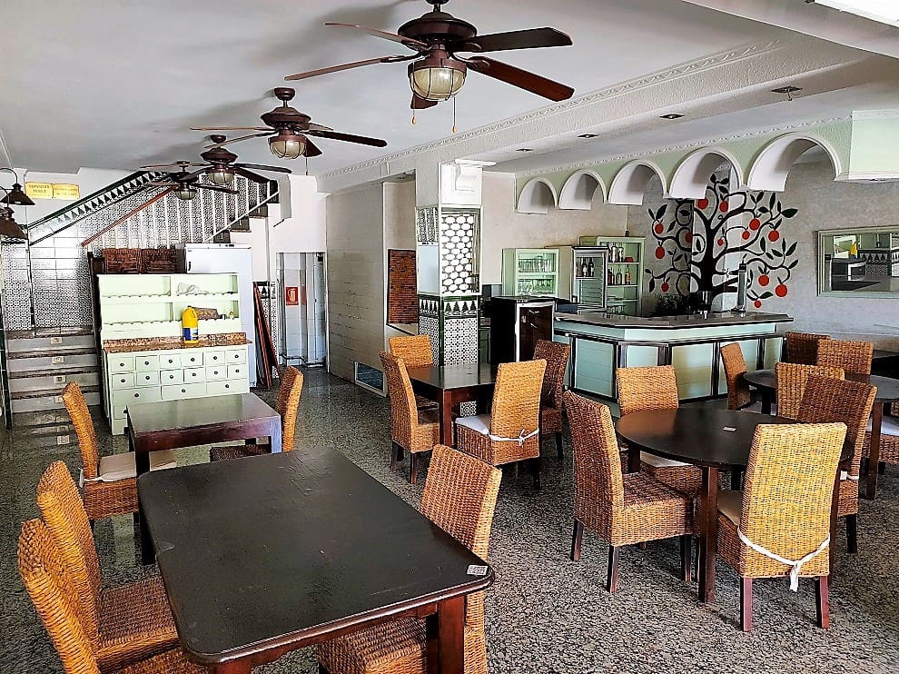 Restaurant/Bar for sale in Benalmadena - € 39,950 (Ref: 9489748)