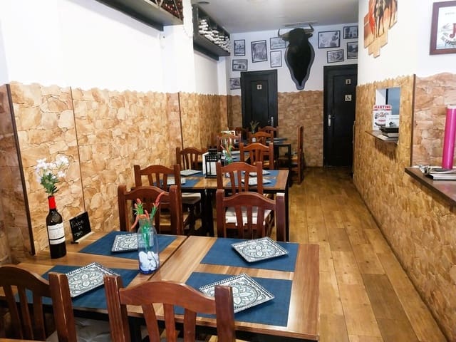Restaurant/Bar for sale in Arroyo de la Miel, Benalmádena - € 79,950 (Ref: 9489750)