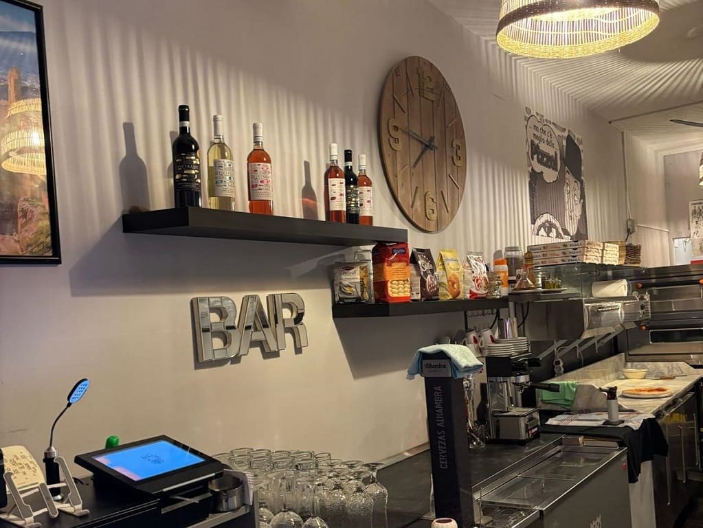 Restaurant/Bar til salgs i Torremolinos - € 19 950 (Ref: 9489886)