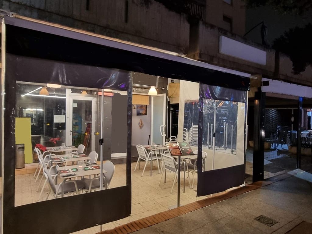 Restaurant/Bar til salgs i Torremolinos - € 19 950 (Ref: 9489886)