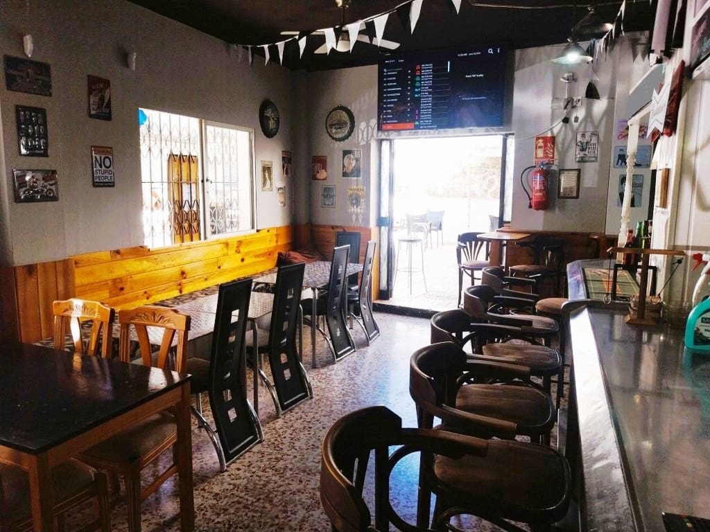 Ravintola/baari myytävänä paikassa Torremolinos - 32 950 € (Ref: 9489897)