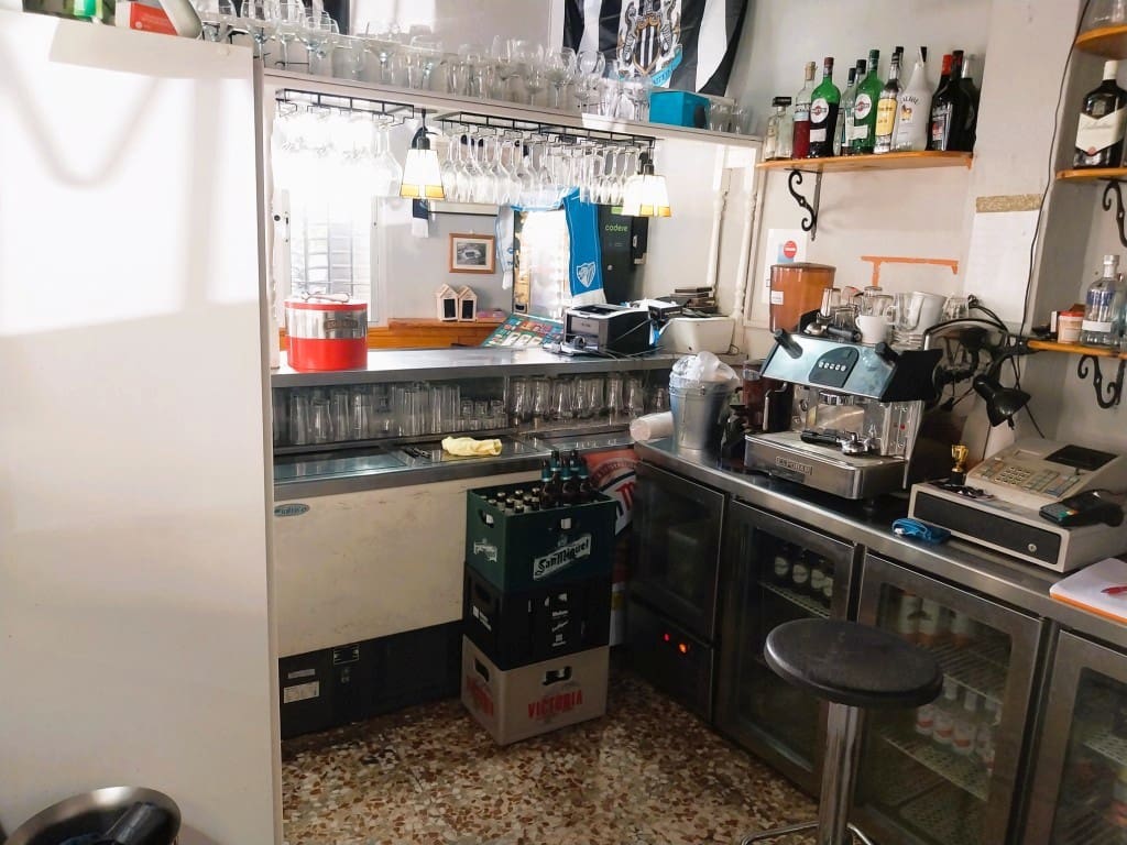 Ravintola/baari myytävänä paikassa Torremolinos - 32 950 € (Ref: 9489897)