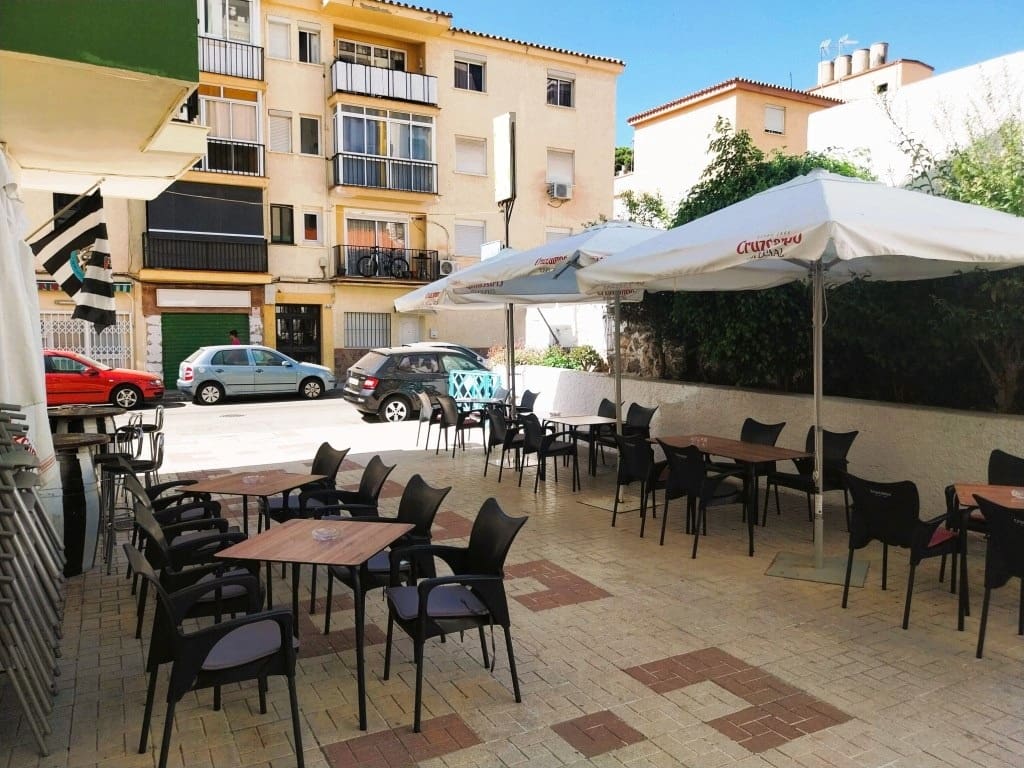 Ravintola/baari myytävänä paikassa Torremolinos - 32 950 € (Ref: 9489897)