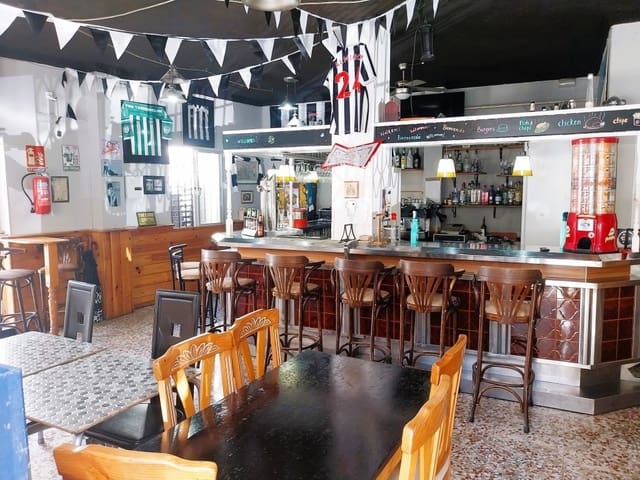 Ravintola/baari myytävänä paikassa Torremolinos - 32 950 € (Ref: 9489897)