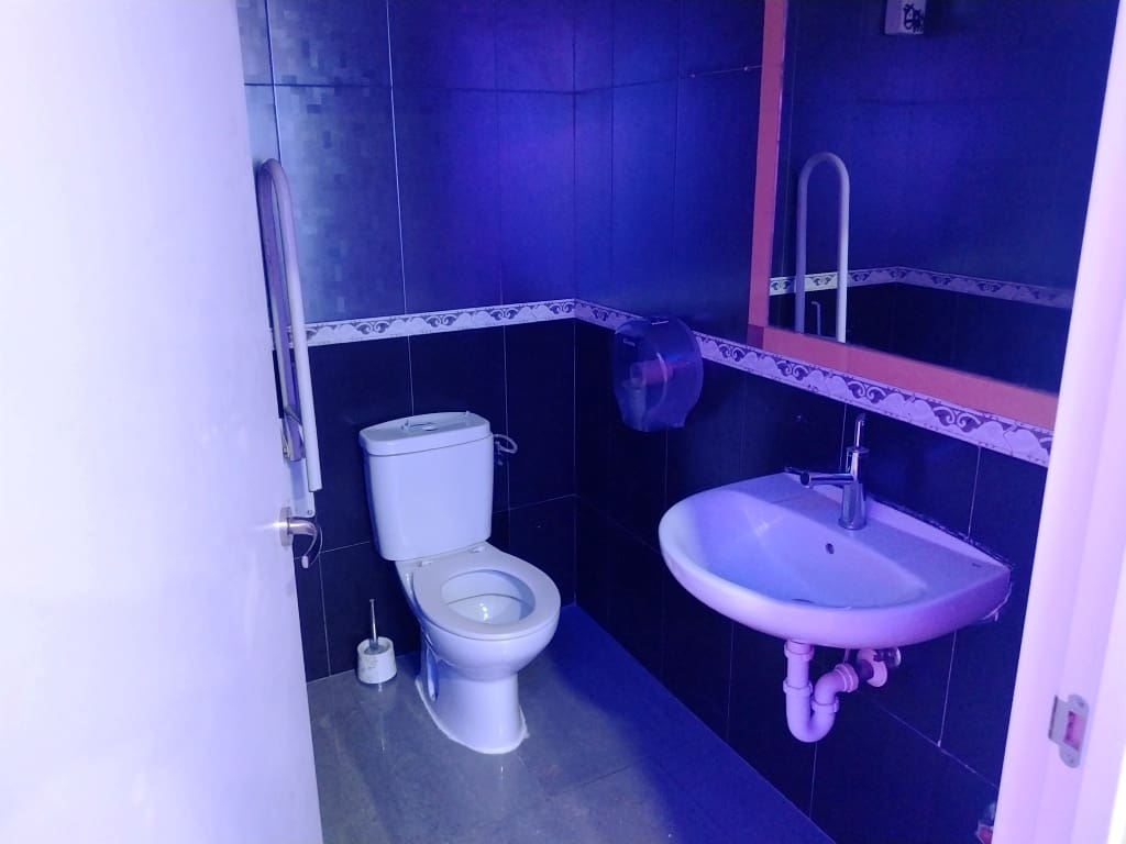 Ravintola/baari myytävänä paikassa Torremolinos - 34 950 € (Ref: 9489941)