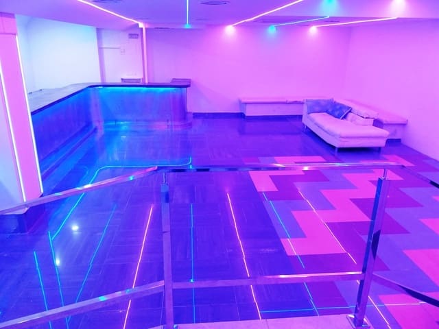 Ravintola/baari myytävänä paikassa Torremolinos - 34 950 € (Ref: 9489941)