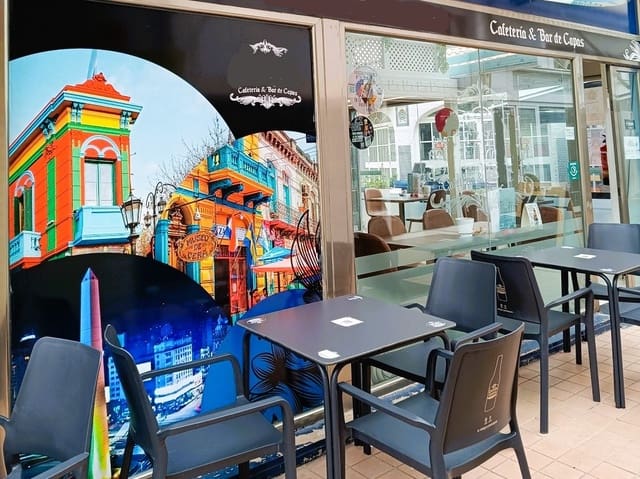 Ravintola/baari myytävänä paikassa Torremolinos - 34 950 € (Ref: 9489943)