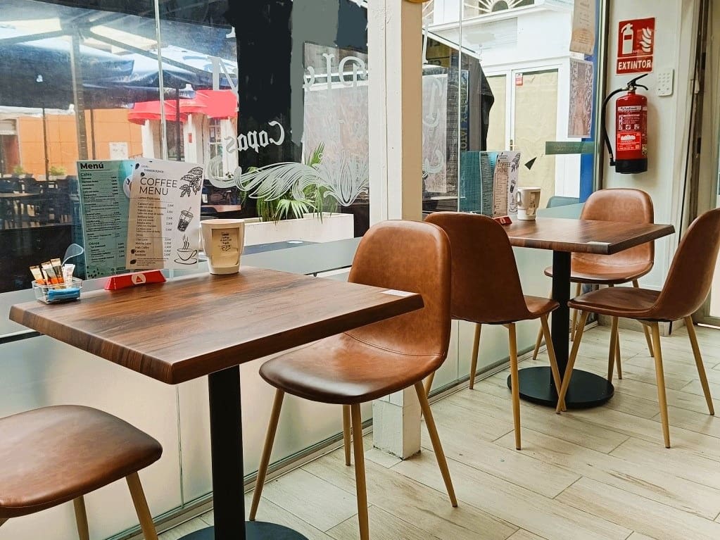 Ravintola/baari myytävänä paikassa Torremolinos - 34 950 € (Ref: 9489943)