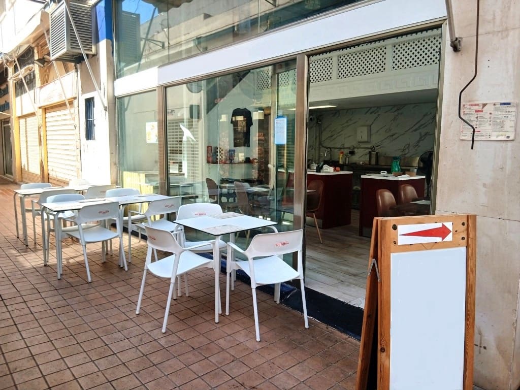 Restaurant/Bar til salgs i Torremolinos - € 32 950 (Ref: 9489943)