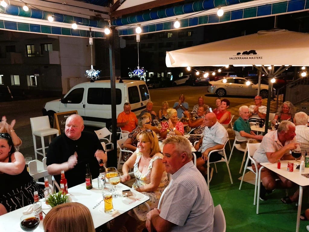Restaurant/Bar til salg i Torremolinos - € 64.950 (Ref: 9489945)