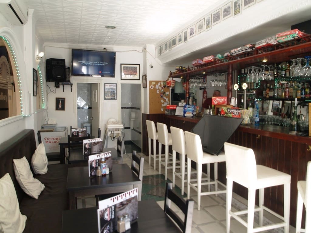 Restaurant/Bar til salg i Torremolinos - € 64.950 (Ref: 9489945)