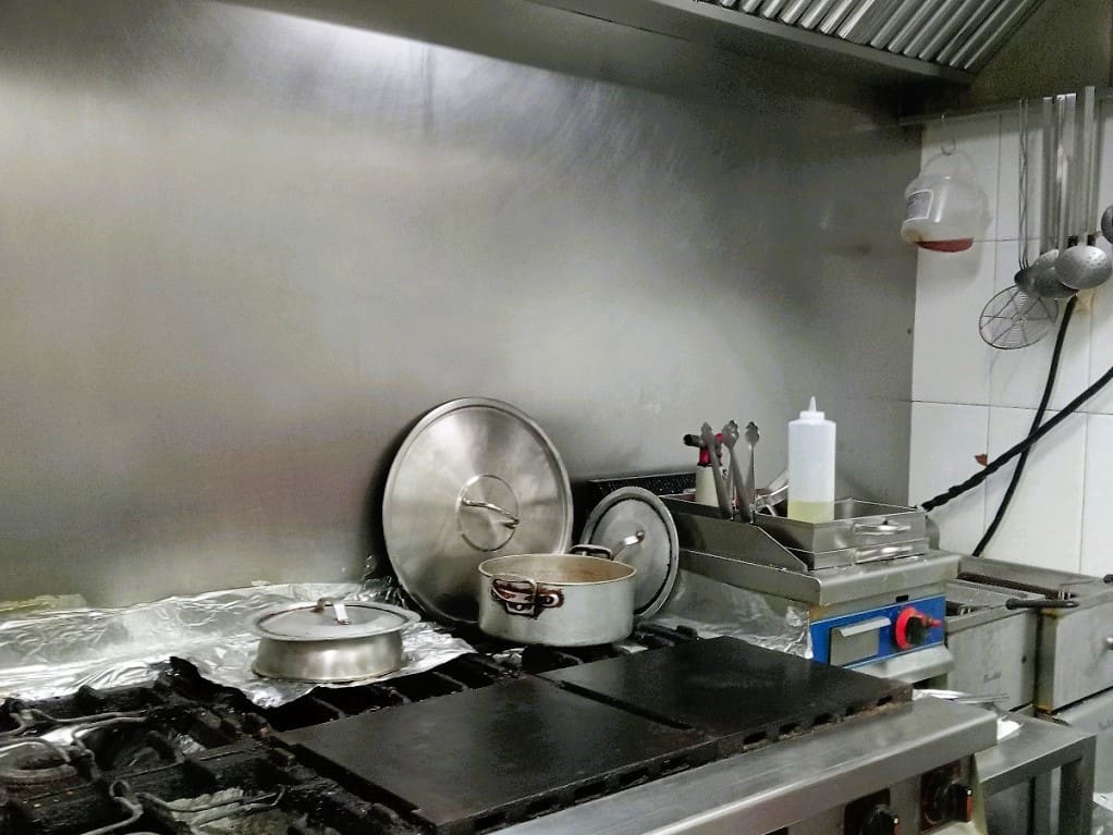 Ravintola/baari myytävänä paikassa Torremolinos - 99 950 € (Ref: 9489947)