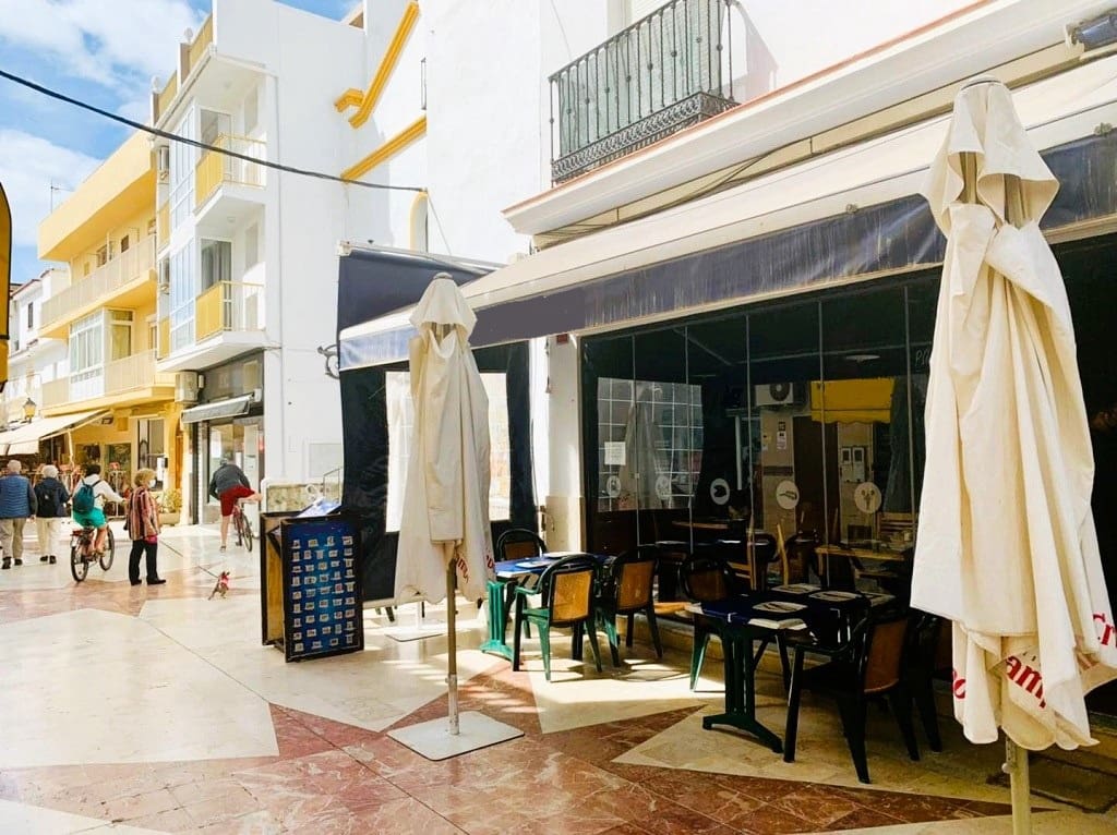 Ravintola/baari myytävänä paikassa Torremolinos - 99 950 € (Ref: 9489947)