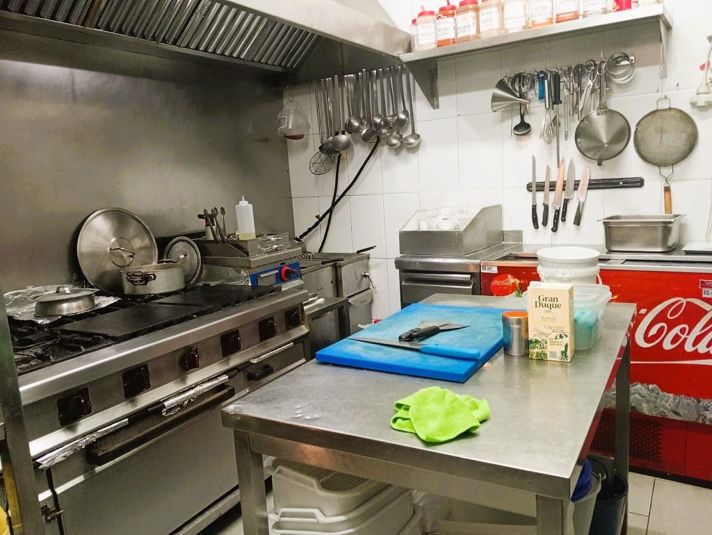 Ravintola/baari myytävänä paikassa Torremolinos - 99 950 € (Ref: 9489947)