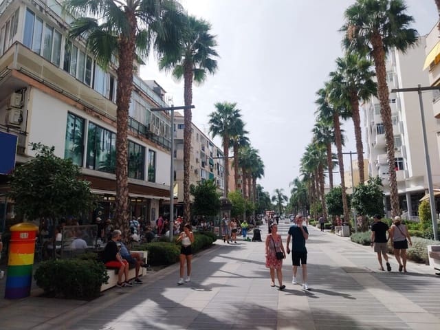 Ravintola/baari myytävänä paikassa Torremolinos - 160 000 € (Ref: 9489948)