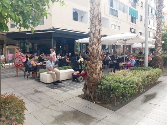 Ravintola/baari myytävänä paikassa Torremolinos - 160 000 € (Ref: 9489948)