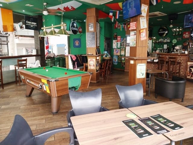 Ravintola/baari myytävänä paikassa Torremolinos - 160 000 € (Ref: 9489948)